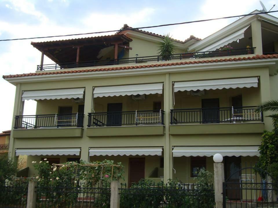 Despoina Meletiadou Nea Roda Exterior foto